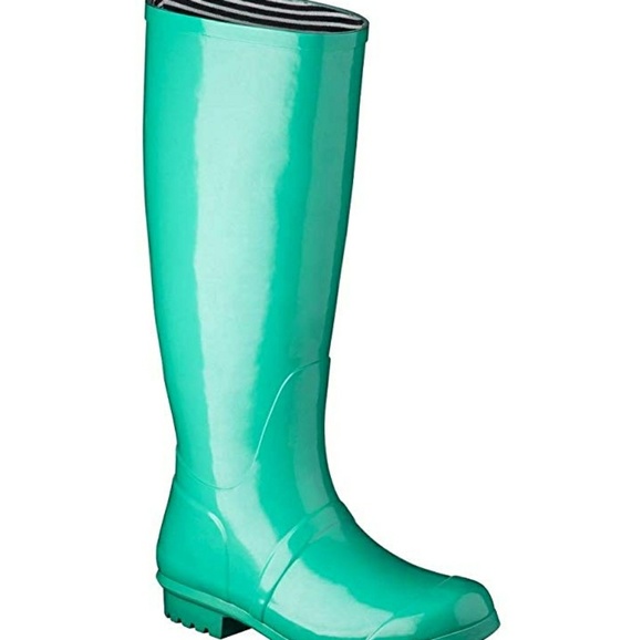 mint rain boots